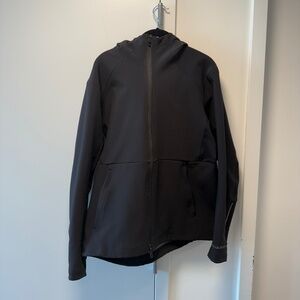 Lululemon Cross Chill Jacket – Size M – Black